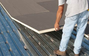benefits of insulating Gwersyllt flat roofing